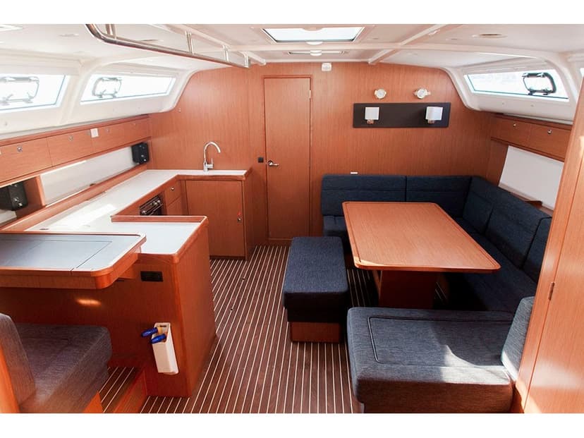 S/Y Navarino