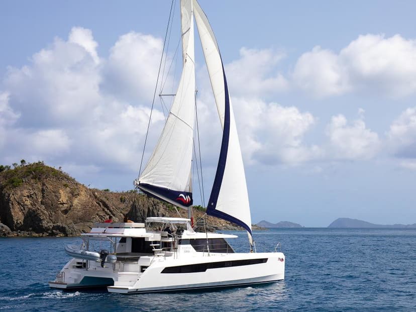 Moorings 5000-5 Crewed