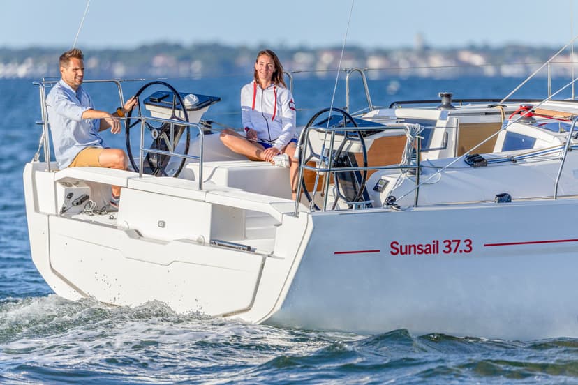 Sunsail 37.3 Premium