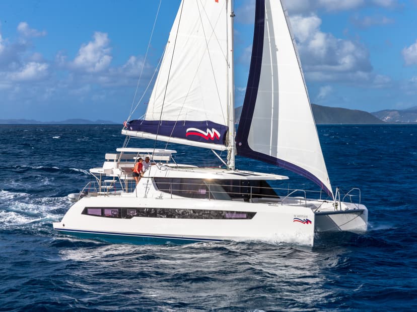 Moorings 4500L Crewed