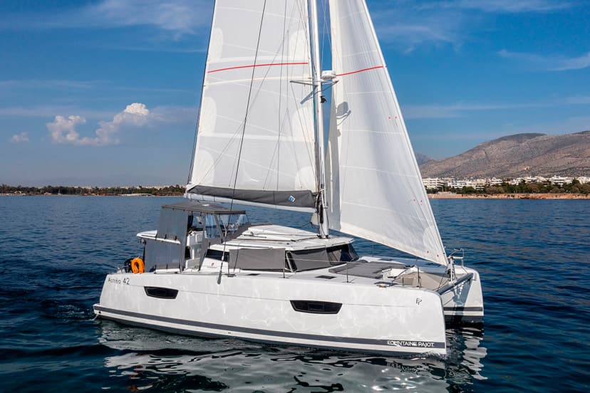 NOU NOU 1 - Skippered - Green Wave